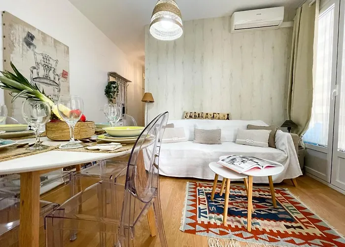 Con Mucho Encanto En Pleno Centro * Аликанте
